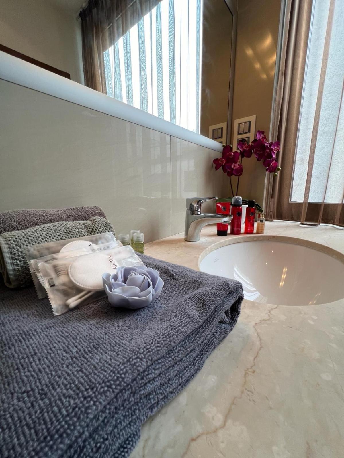 Revon Business Apartment 50 Dunajska براتسيلافا المظهر الخارجي الصورة